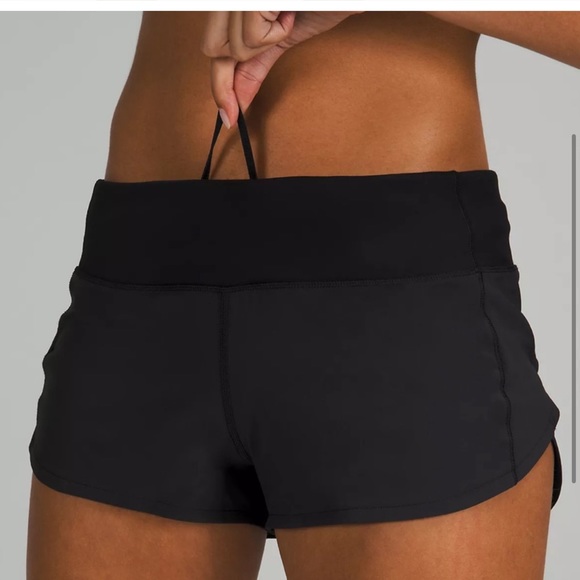 Lululemon Run speed up shorts in black color - Picture 2 of 7